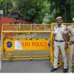 Delhi News: দেশের রাজধানীতে বোমা বিস্ফোরণে ভুয়ো ই-মেইল। তদন্তে দিল্লি পুলিশ।