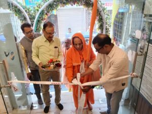 Tripura News: স্বর্ণকমল – সিলভার অ্যান্ড গোল্ড-র শুভ পুনরারম্ভ।