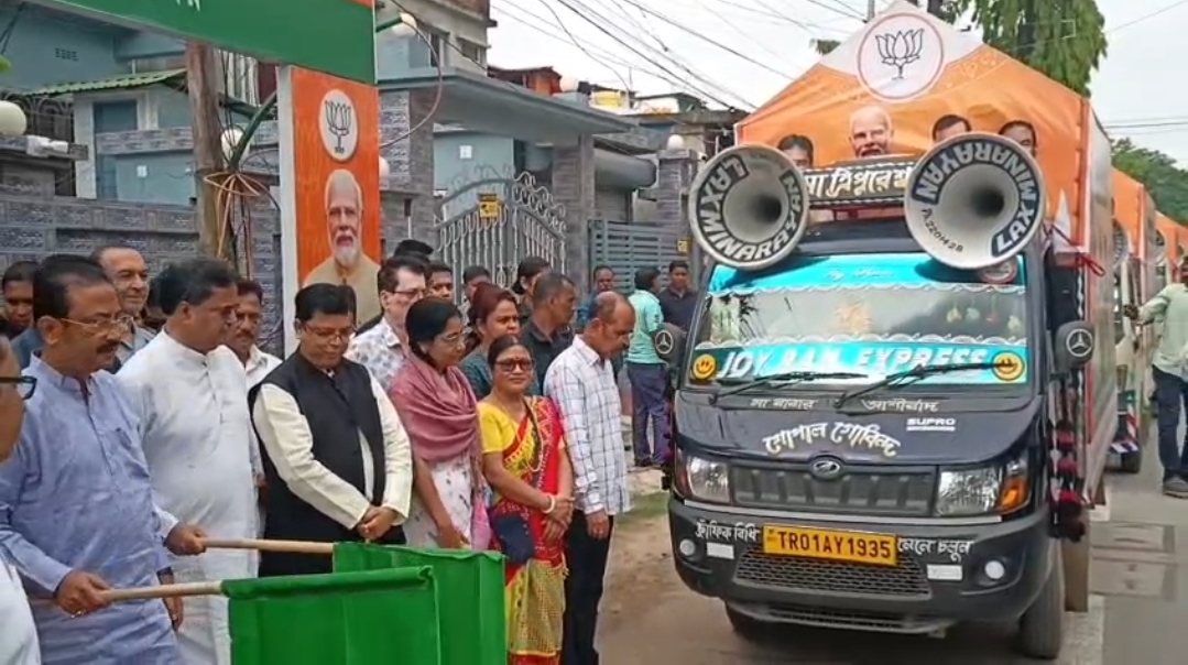 Tripura News: এডিসি ভোটে বিজেপির গাড়ি প্রচারের আনুষ্ঠানিক উদ্বোধন মুখ্যমন্ত্রীর।