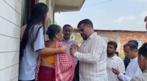 Tripura News: জিরানিয়া – মান্দাইয়ে বাড়ি ছাড়া বহু বিজেপি কর্মী। আশ্রয় নিয়েছে ভগৎ সিং যুব আবাসে।