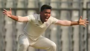 Tripura Sports: স্ফুলিঙ্গকে নক আউট করে ফাইনালে ব্লাডমাউথ। মনিশঙ্করের অলরাউন্ডার পারফরমেন্স।